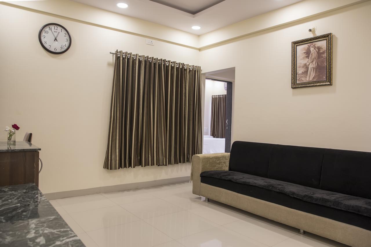 Saburi Apartments Shirdi Oda fotoğraf